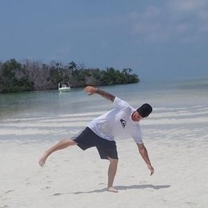 Meet your Posher, Brett